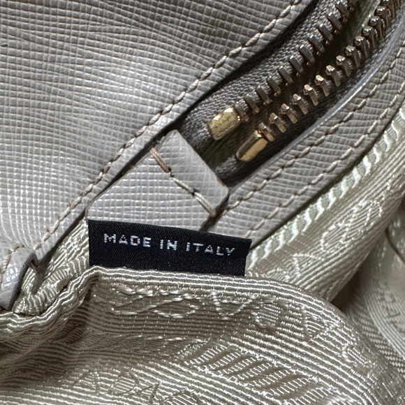 Authentic Prada Lux Galleria Saffiano Leather Beige Tote Bag 💼 - Picture 14 of 16